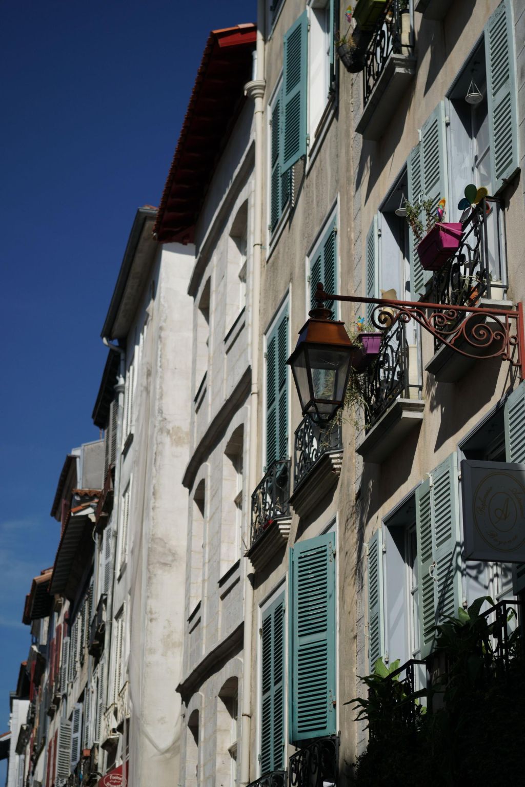 Photo Bayonne : comparer les prix des locations de voitures