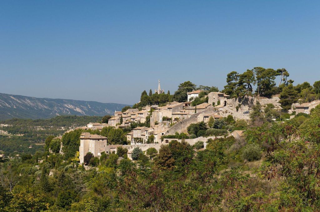Photo Conduire au Luberon et s’y déplacer avec les moyens de transport adéquats