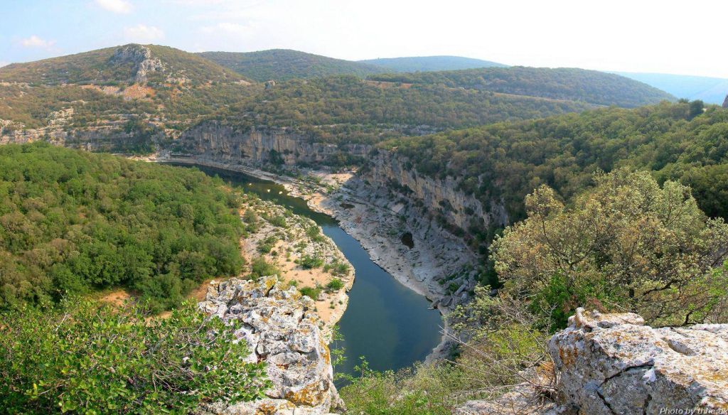 Photo Ardèche : comparer les prix des locations de voitures