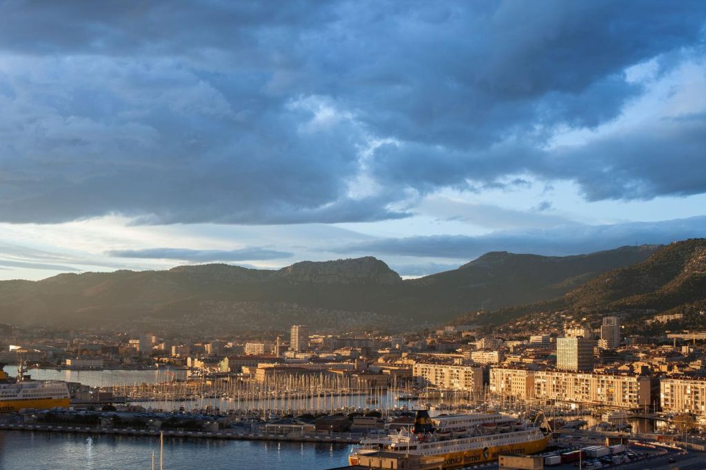 Photo Hotels à Toulon: conseils pour faire le bon choix