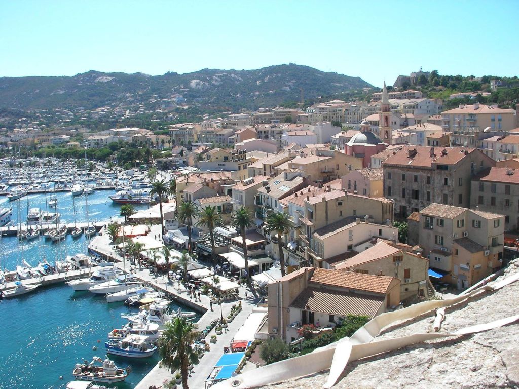 Photo Conseils pour trouver un hotel de charme Calvi