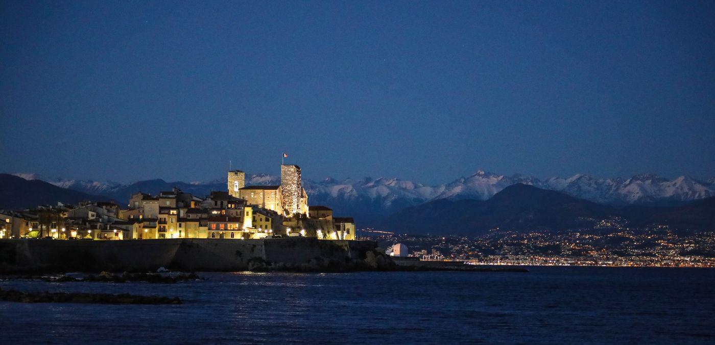 Photo Antibes et les moyens de transports