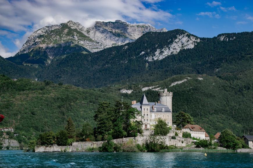 Photo Conseils pour trouver un hotel de charme Annecy. Trouvez votre bonheur!