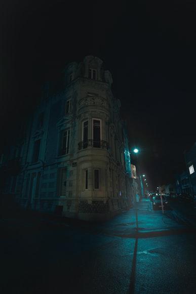 Photo Trouver un bon plan pour votre prochain voyage  Caen