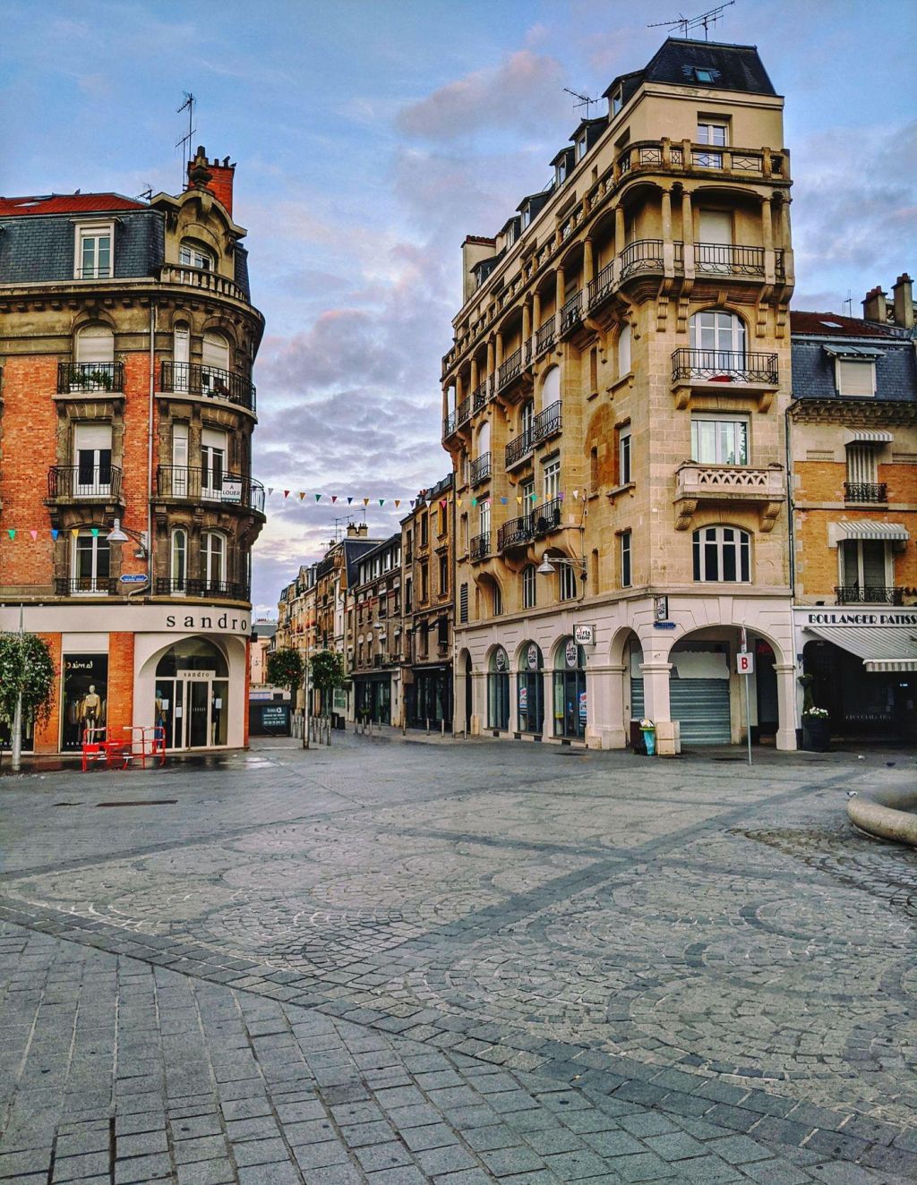 Photo Dénicher un hotel avec spa Reims: avis internautes et conseils. Bon week-end de détente!