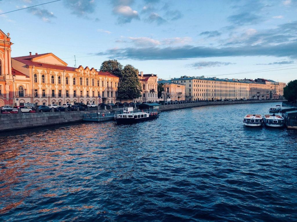 Photo Saint-petersbourg, les conseils pour louer une voiture