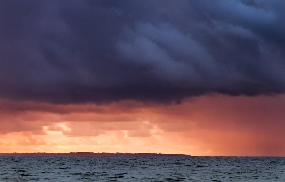 Photo  Location de voitures dans le Morbihan. Pensez aux comparateurs de prix!