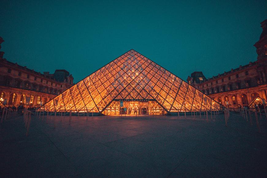 Photo Dénicher un hotel avec spa Paris: avis internautes et conseils. Bon week-end de détente!