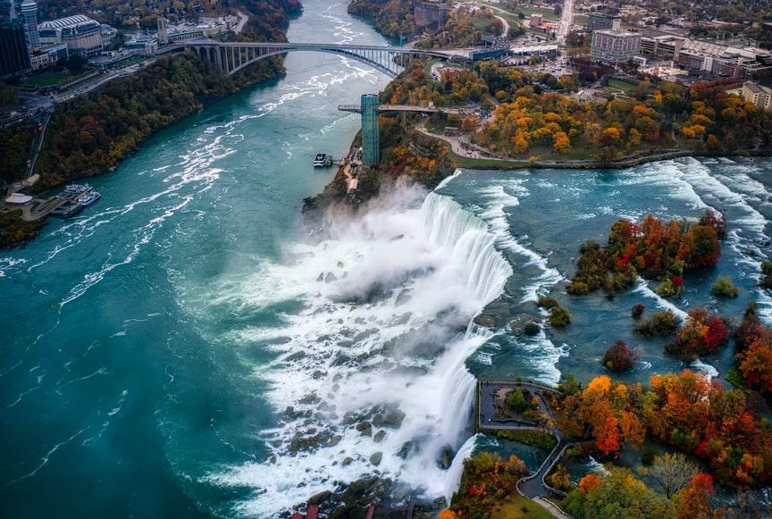 Photo Découvrir les chutes...