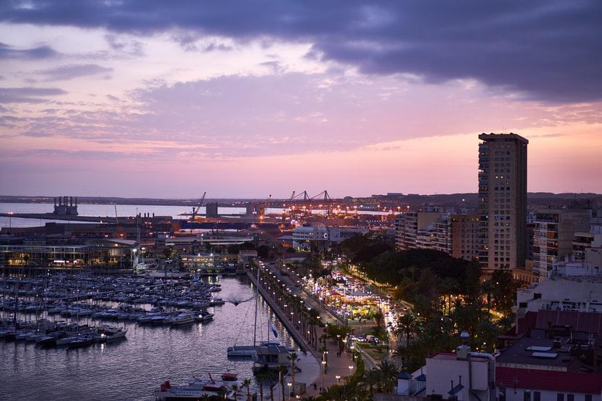 Photo Transports Alicante: y aller et se déplacer