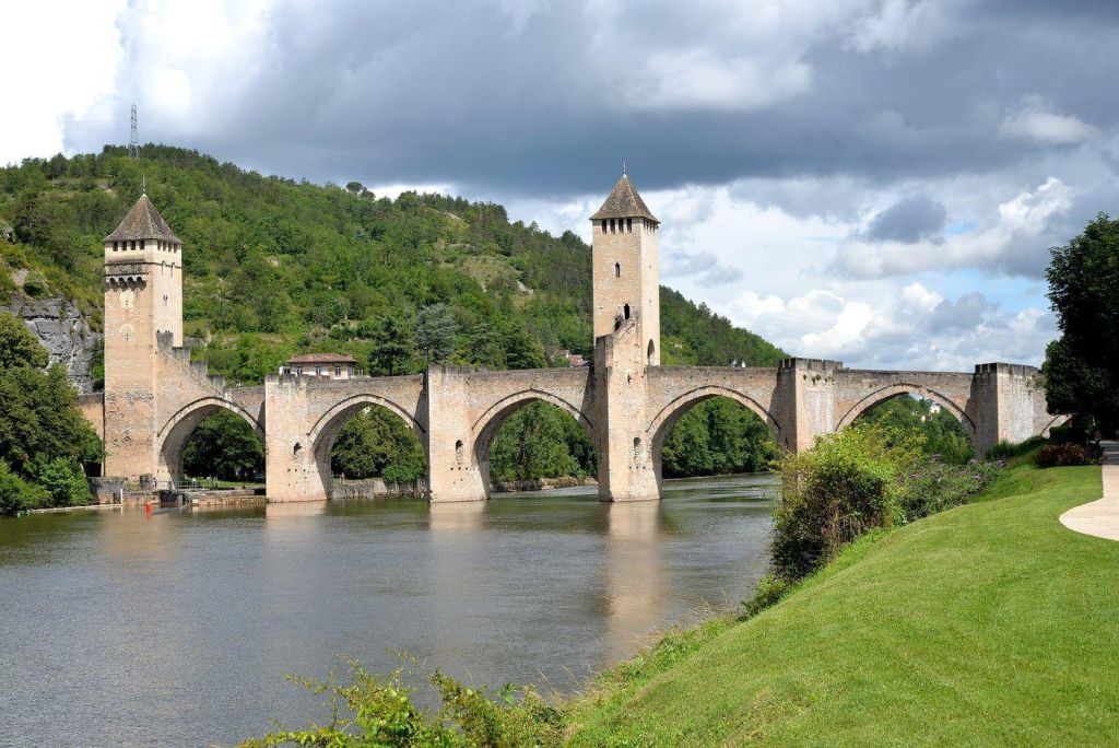 Photo   Les moyens de transport pratiques pour visiter Cahors