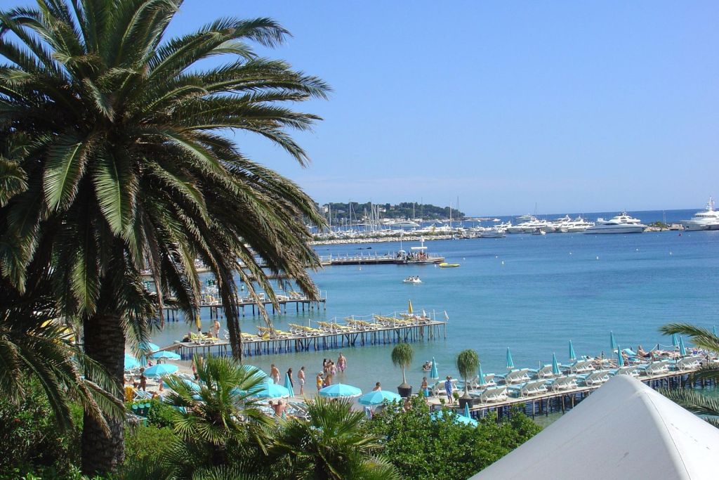 Photo Hotels à Juan-les-pins. Réservez en 3 clics!