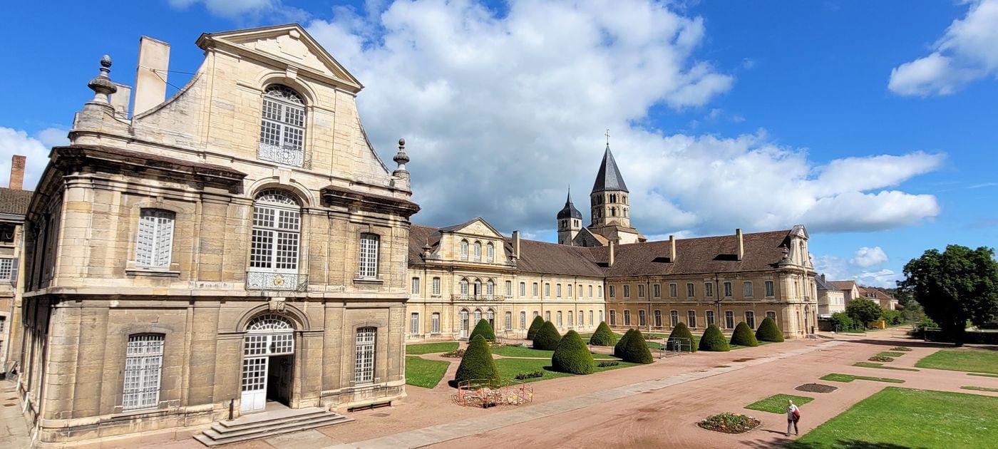 Photo Hotels et hébergements à Cluny