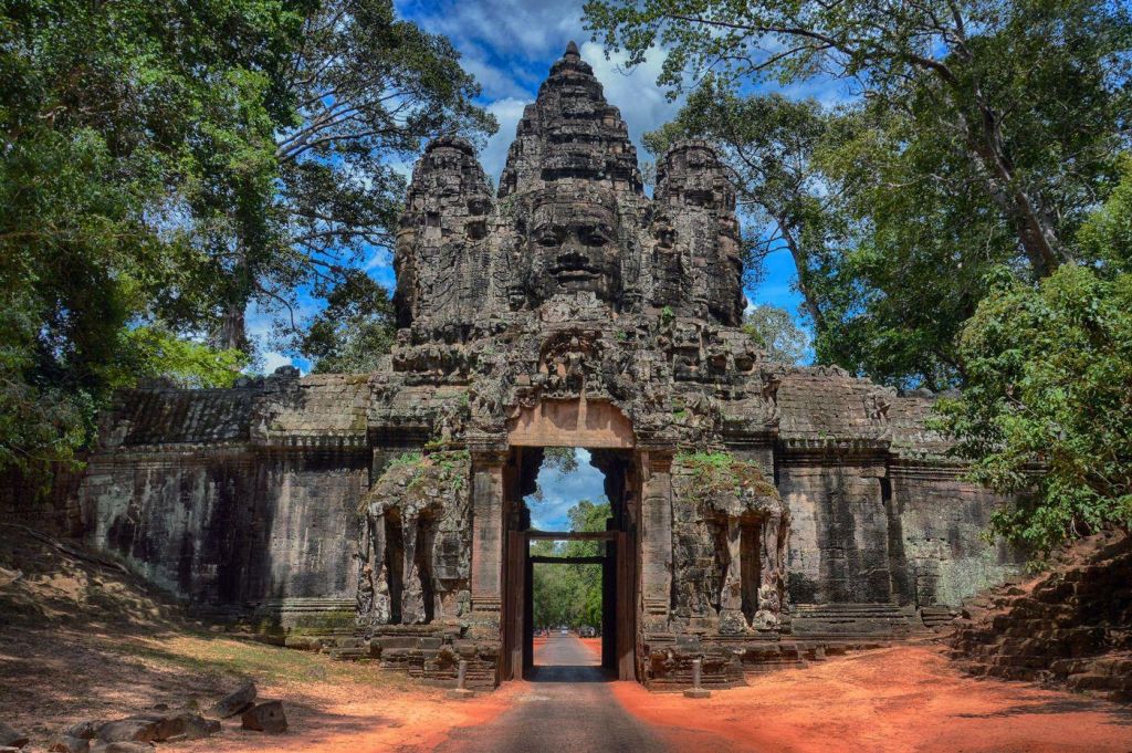 Photo Trouver un bilelt d'avion pour aller voir les ruines d'Angkor