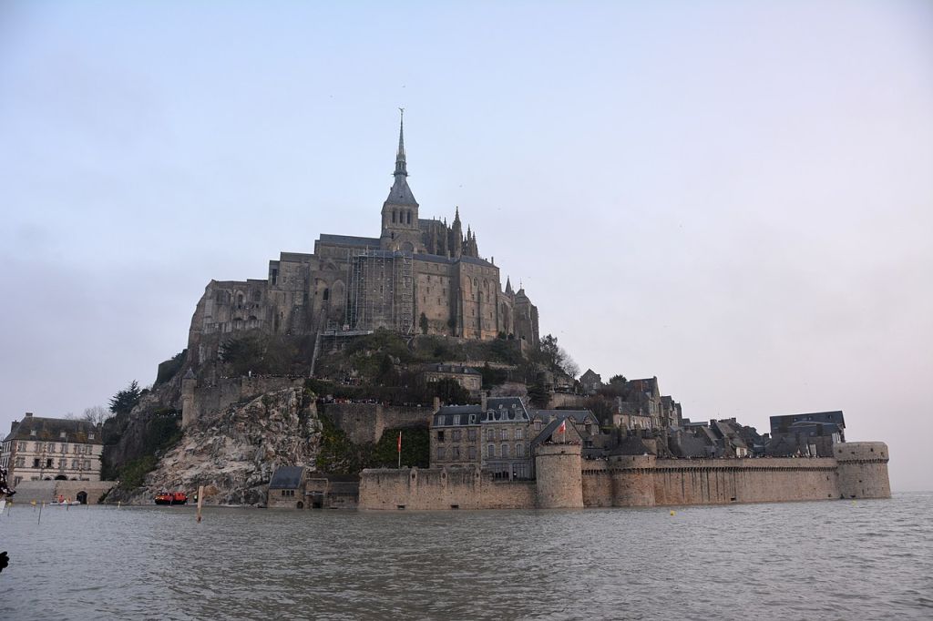 Grandes marées au MontSaintMichel