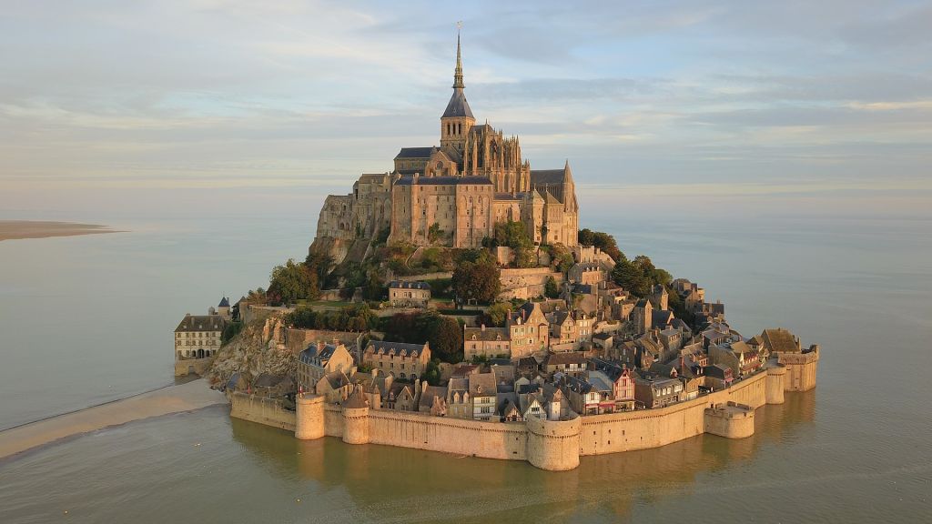 Le MontSaintMichel vu du ciel