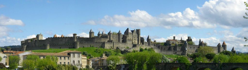 Panorama de la Cité de Carcassonne vu depuis le PontNeuf