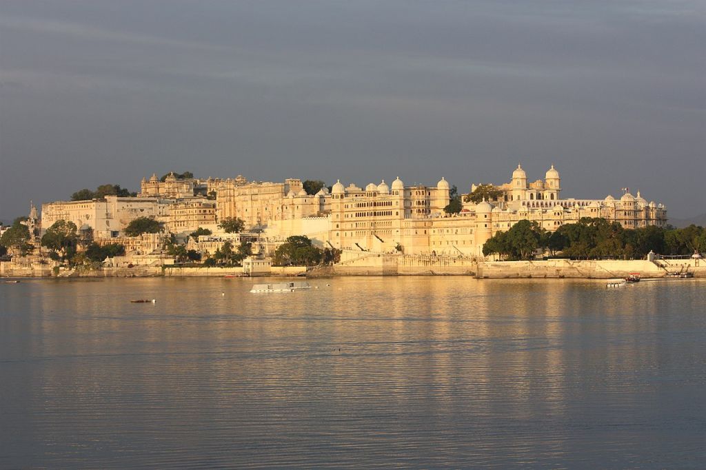 Udaipur City Palace and Fateh Prakash Palace Hotel