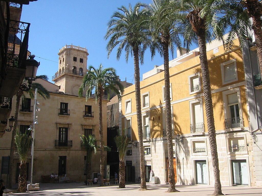 Place Santísima Faz dans la vieille ville