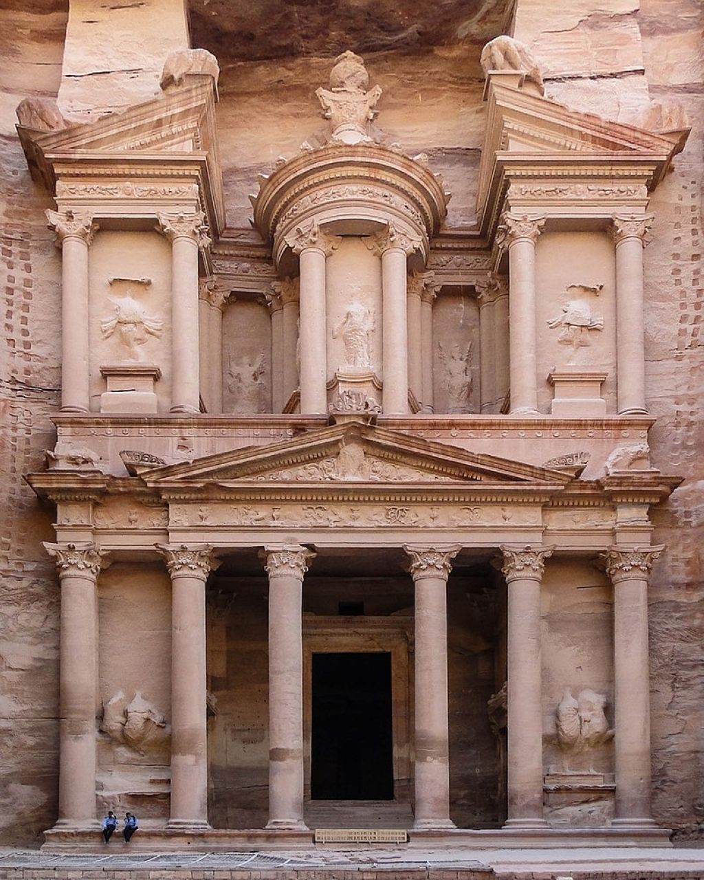 Façade de El Khazneh la Trésorerie à Pétra en Jordanie