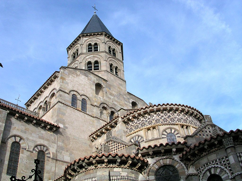 Basilique Notre Dame du Port XIIe siècle ClermontFerrand PuydeDôme France