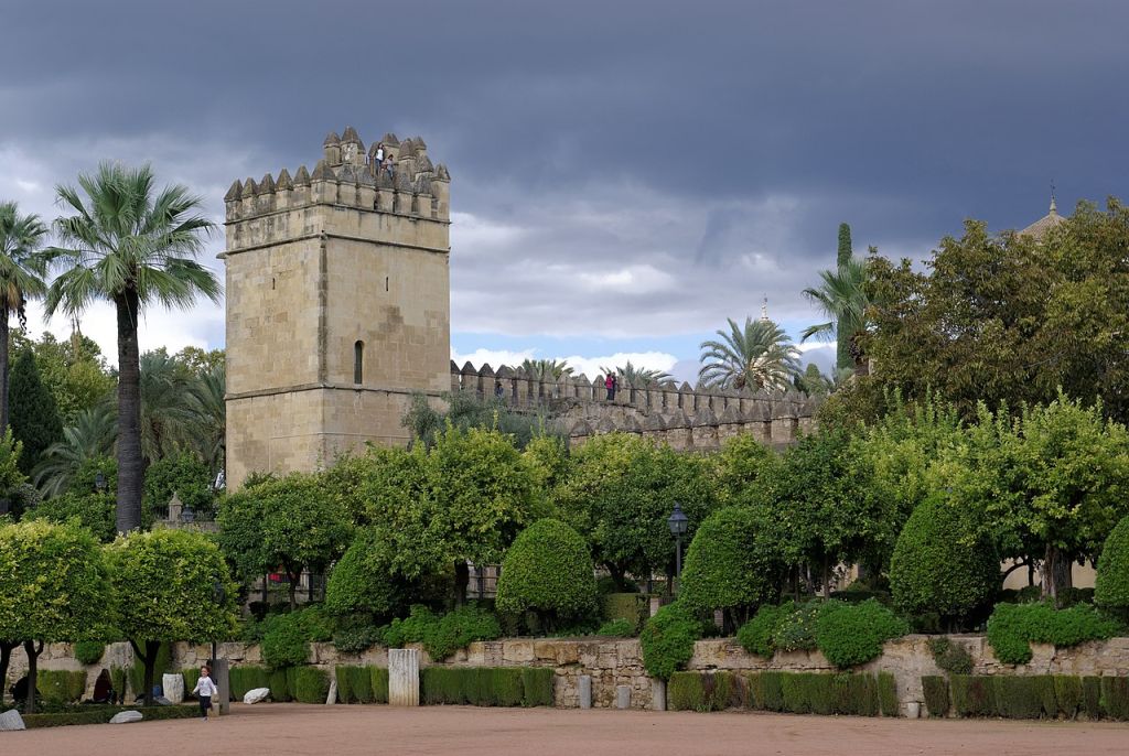 ue de lAlcázar des rois chrétiens de Cordoue depuis les jardins