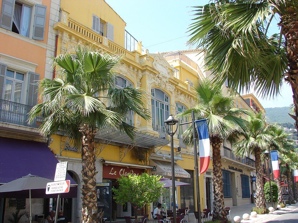 Boulevard du Jeu de Ballon Grasse ProvenceAlpesCôte dAzur France