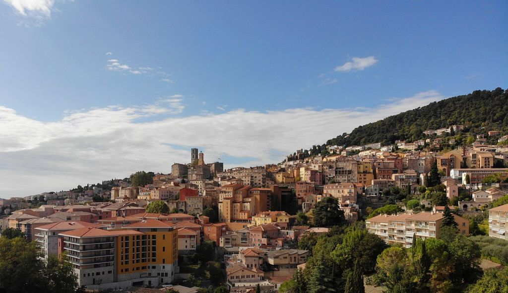 Grasse vue de la vieille ville