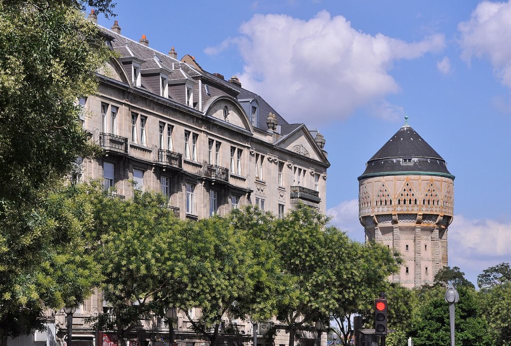 Metz département de la Moselle France  façades Place du Général de Gaulle