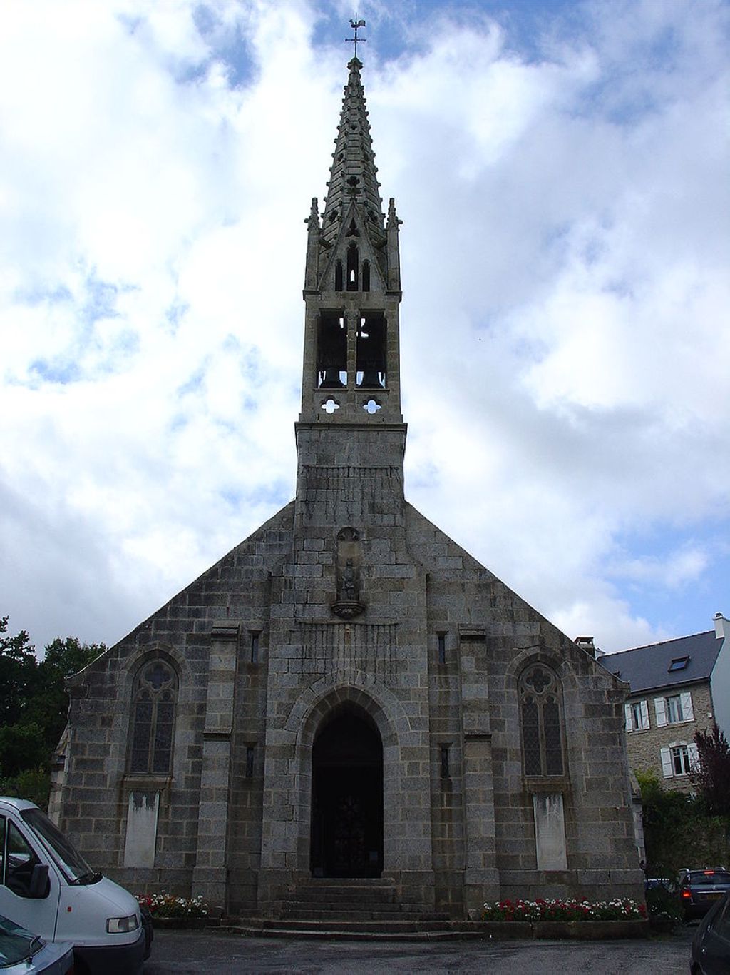 PontAven  église paroissiale SaintJoseph