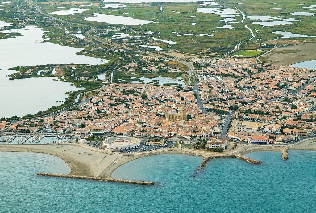 Vue aérienne des SaintesMariesdelaMer
