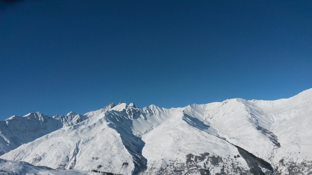Le Massif des Arves vu depuis les pistes de Valloire