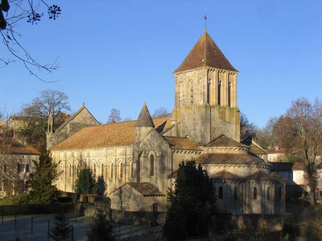 Église de Saint Hilaire à Melle DeuxSèvres en France