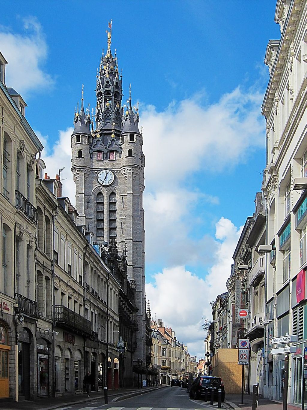 Douai rue de la mairie