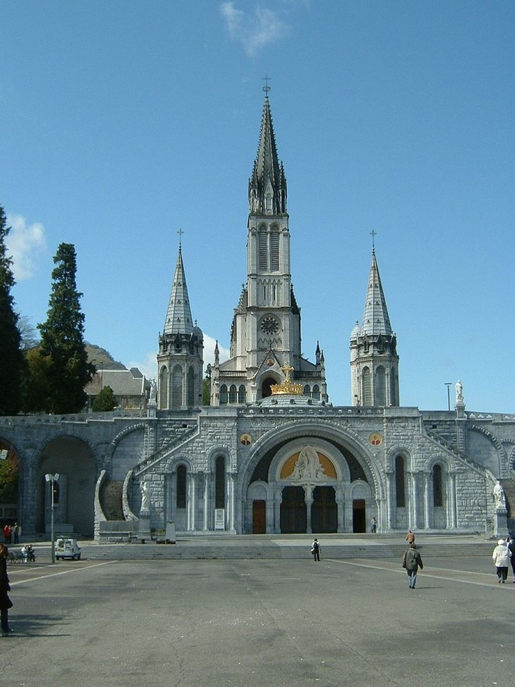 Lourdes HautesPyrénées MidiPyrénées France  Basilique de lImmaculéeConception