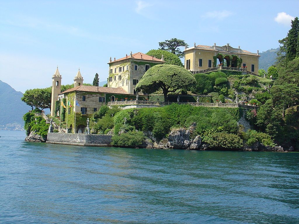 Villa Balbianello vue du lac de Côme  Commune de Lenno 
