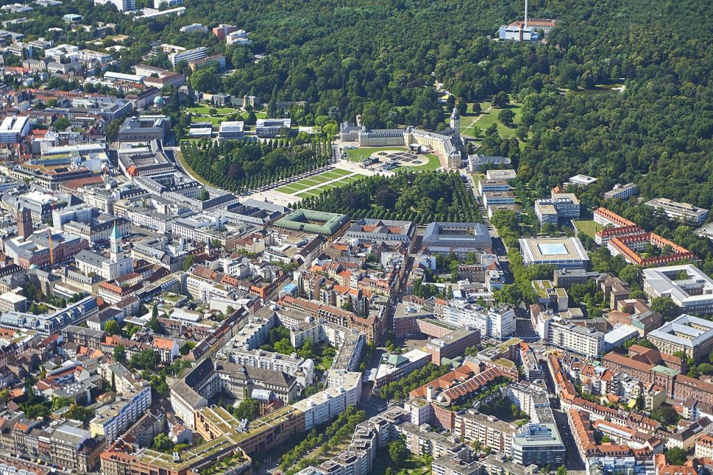 Karlsruhe Palace and the fan city