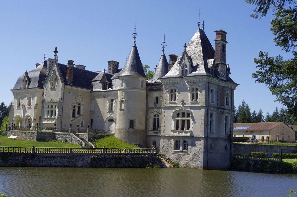 Château Rocher commune de MaisonnaissurTardoire HauteVienne France