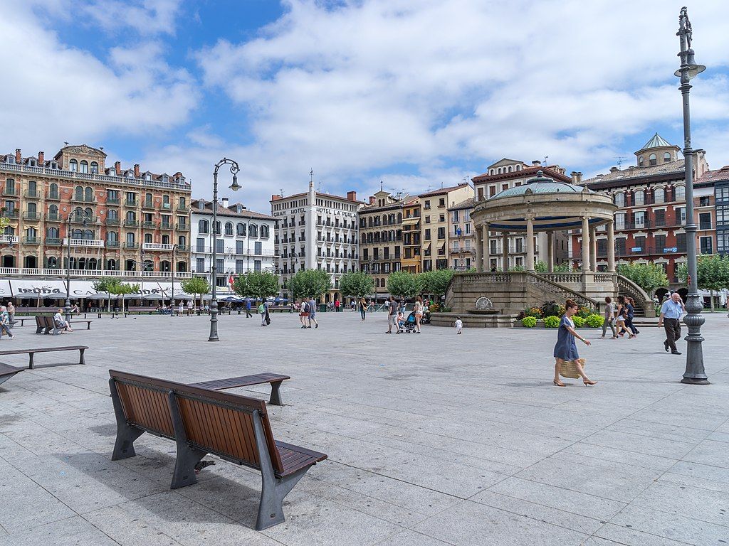 Pampelune  Place de Castille