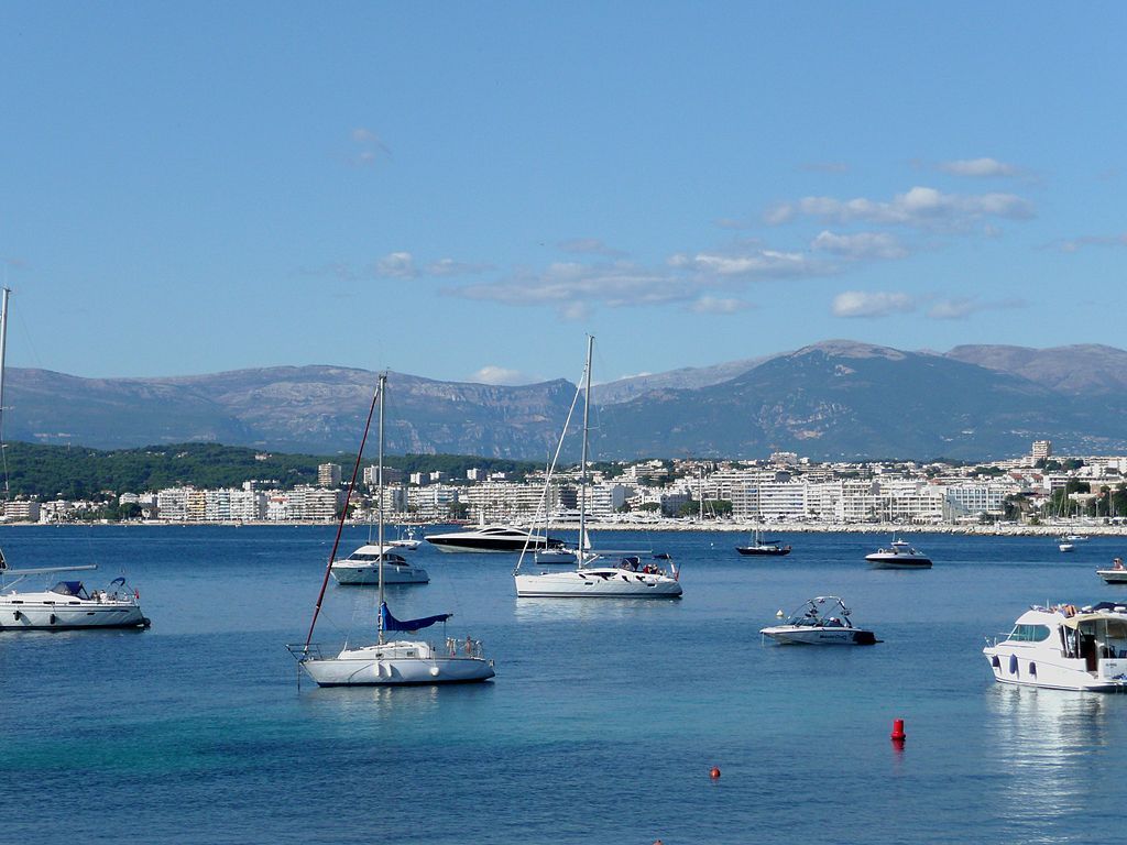 JuanlesPins vue du cap dAntibes