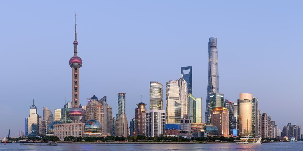 Quartier daffaires de Lujiazui depuis le Bund