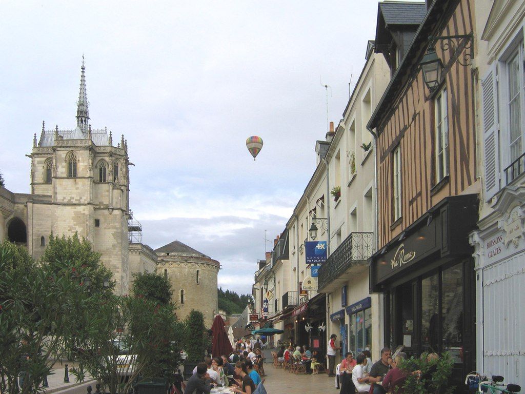 Amboise rue près du château IndreetLoire France