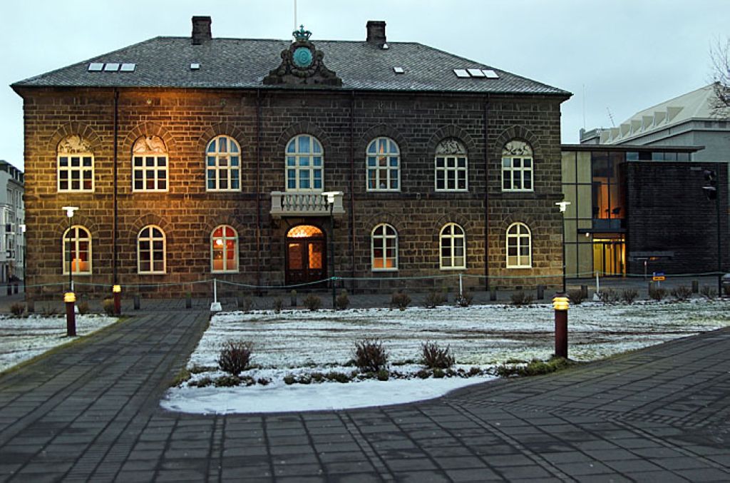 Maison de parlement à Reykjavík en Islande