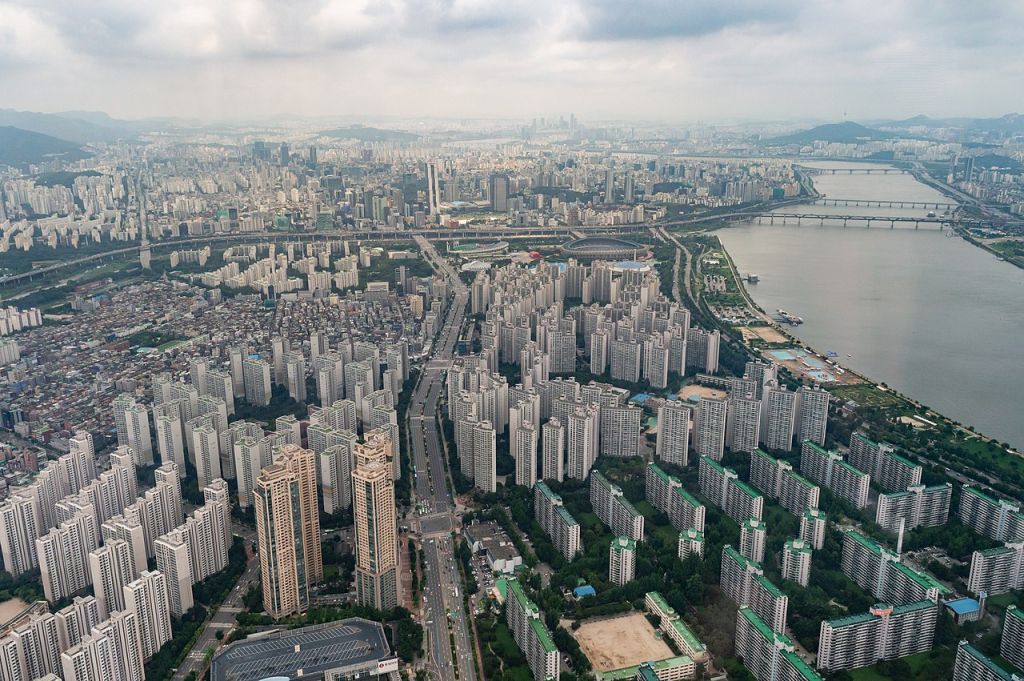Westward view from Lotte World Tower