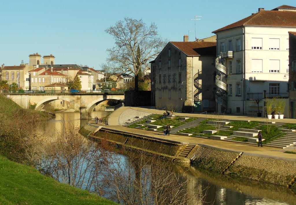 Berges aménagées de la Midouze à MontdeMarsan