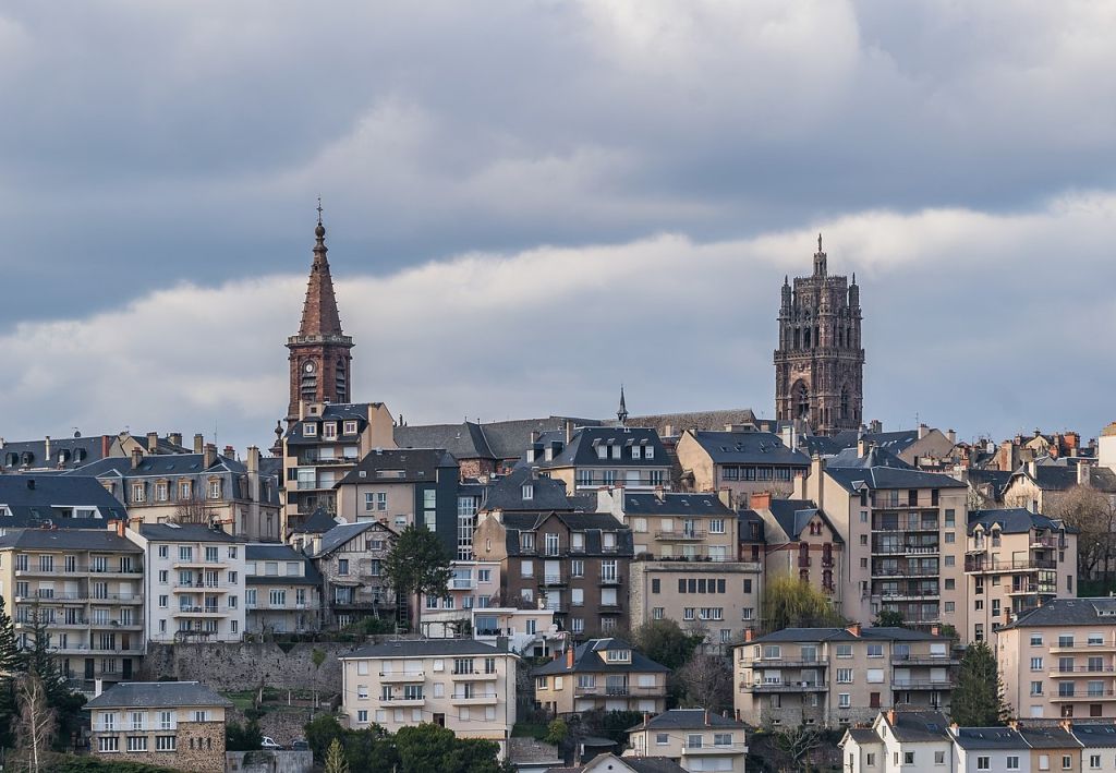 Vue de Rodez depuis Le Monastère Aveyron France