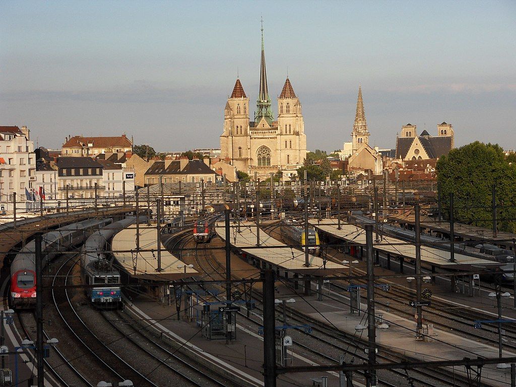 Gare de Dijon Ville Ligne classique Paris  Marseille