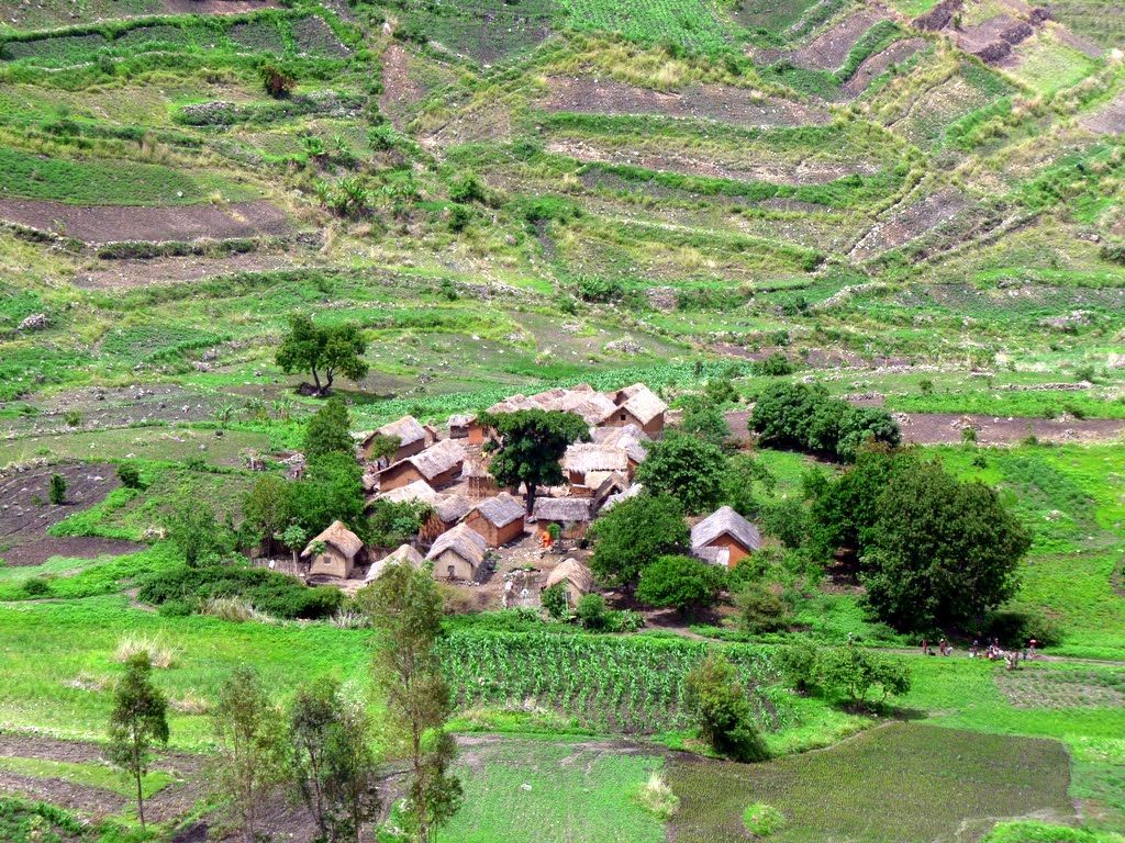 Hameau lac Itasy Madagascar