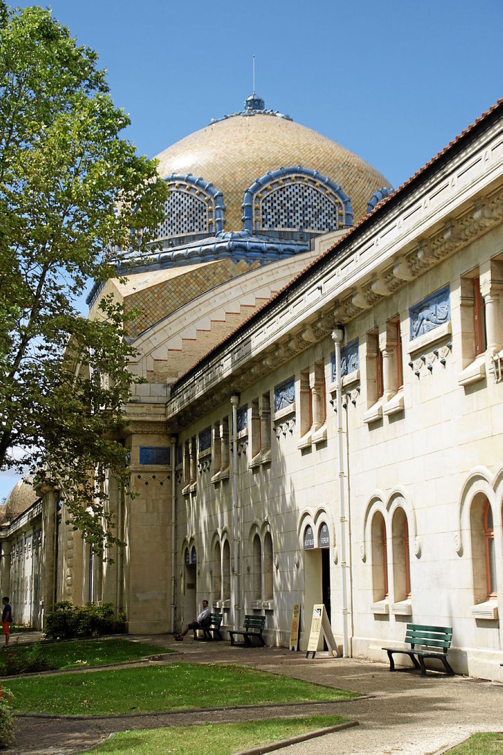 Vichy Centre thermal des Dômes
