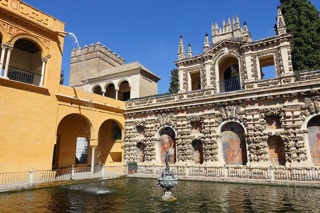 Estanque de Mercurio  Alcázar of Seville Spain